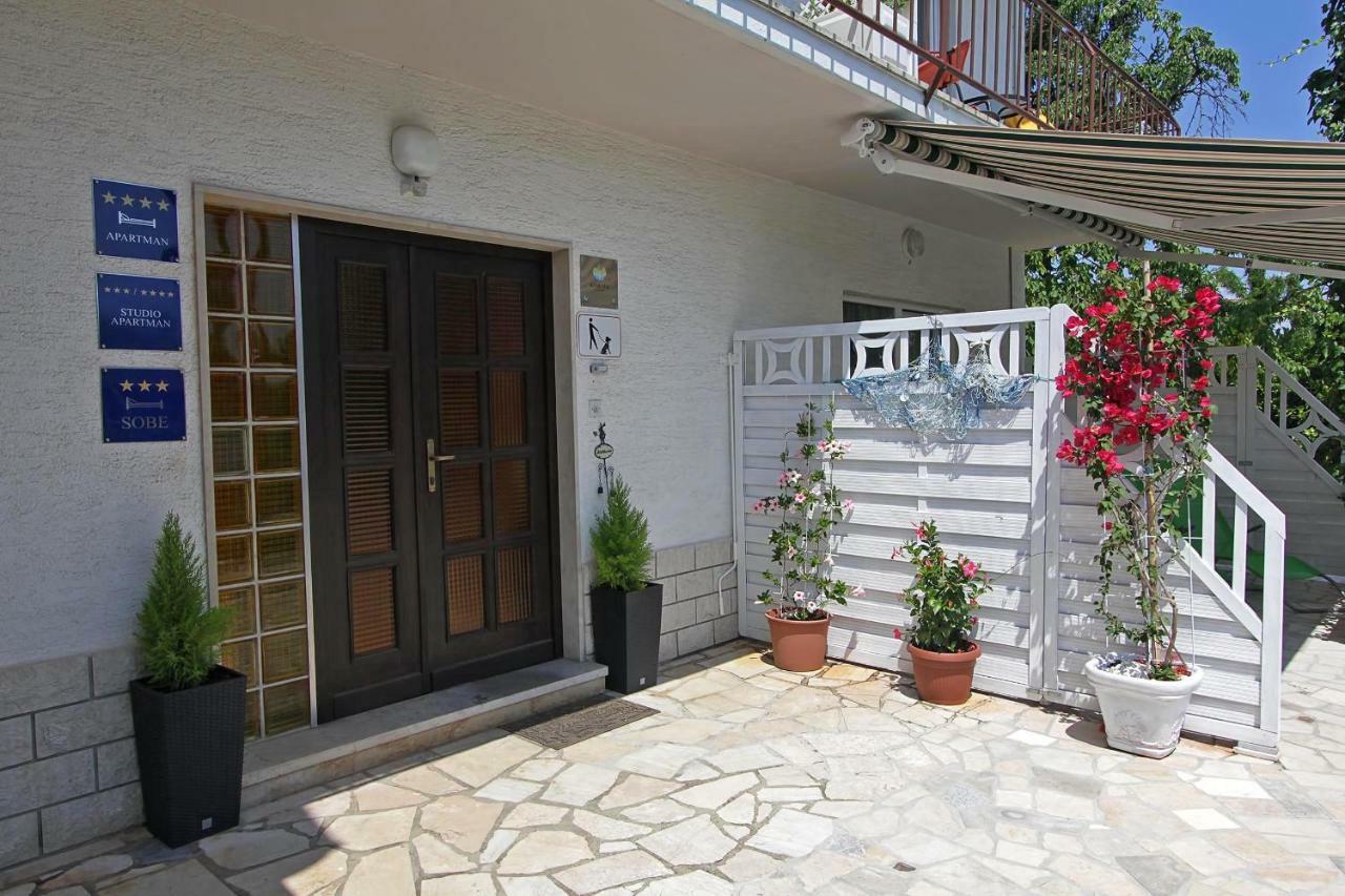 Guesthouse Villa Stanger Ловран Екстериор снимка